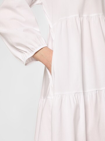 Marie Lund Kleid in Weiß