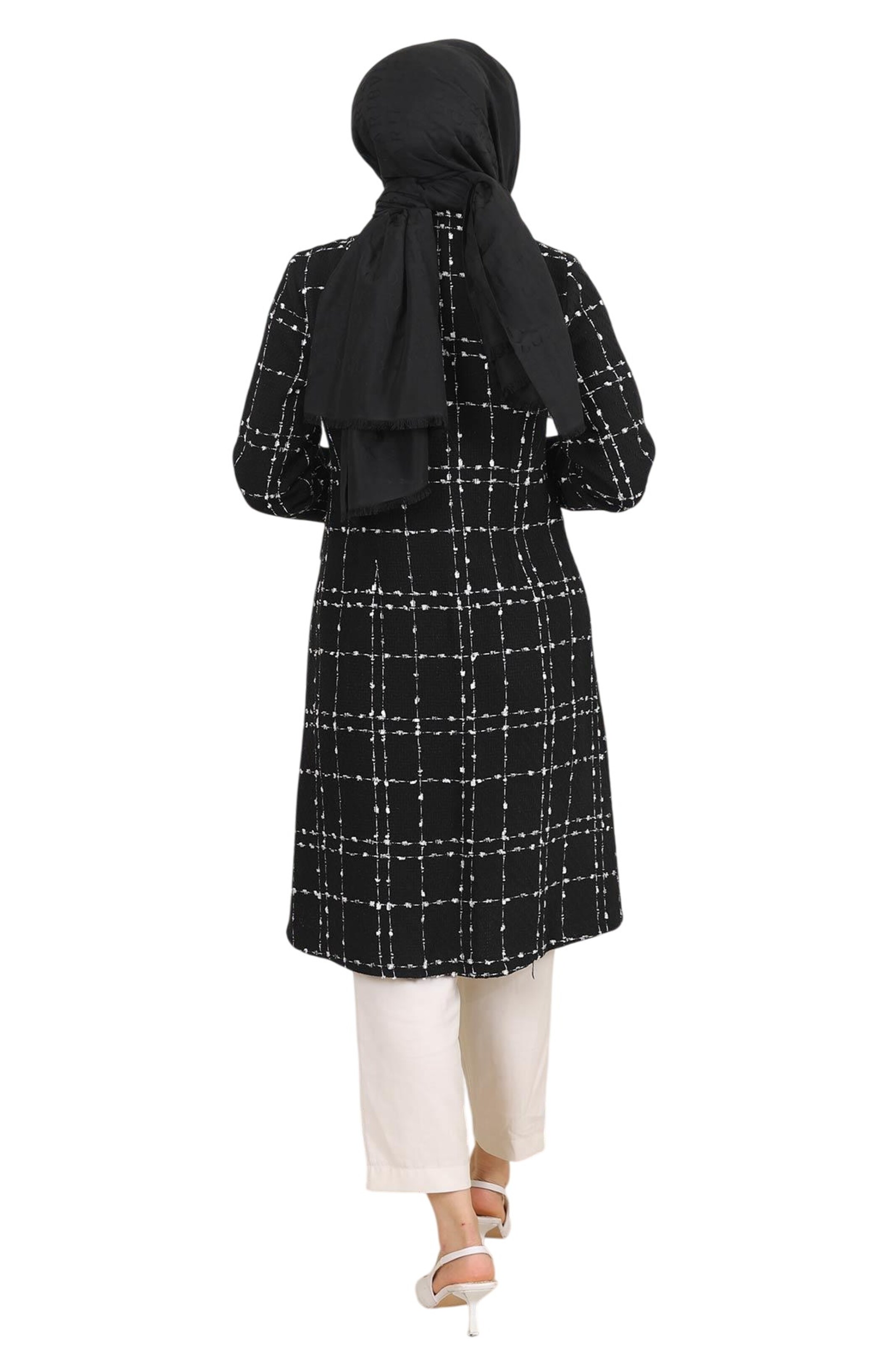 MODAMIHRAM Between-seasons coat in Black