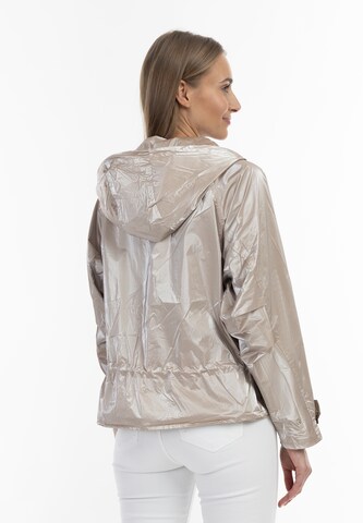 RISA Between-Season Jacket in Beige