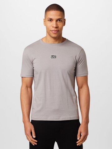 EA7 Emporio Armani - Camiseta en gris: frente