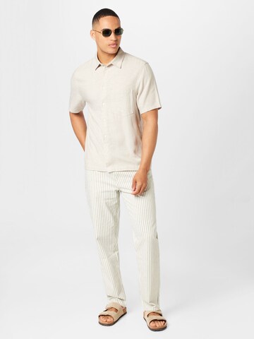 WEEKDAY Comfort Fit Hemd in Beige