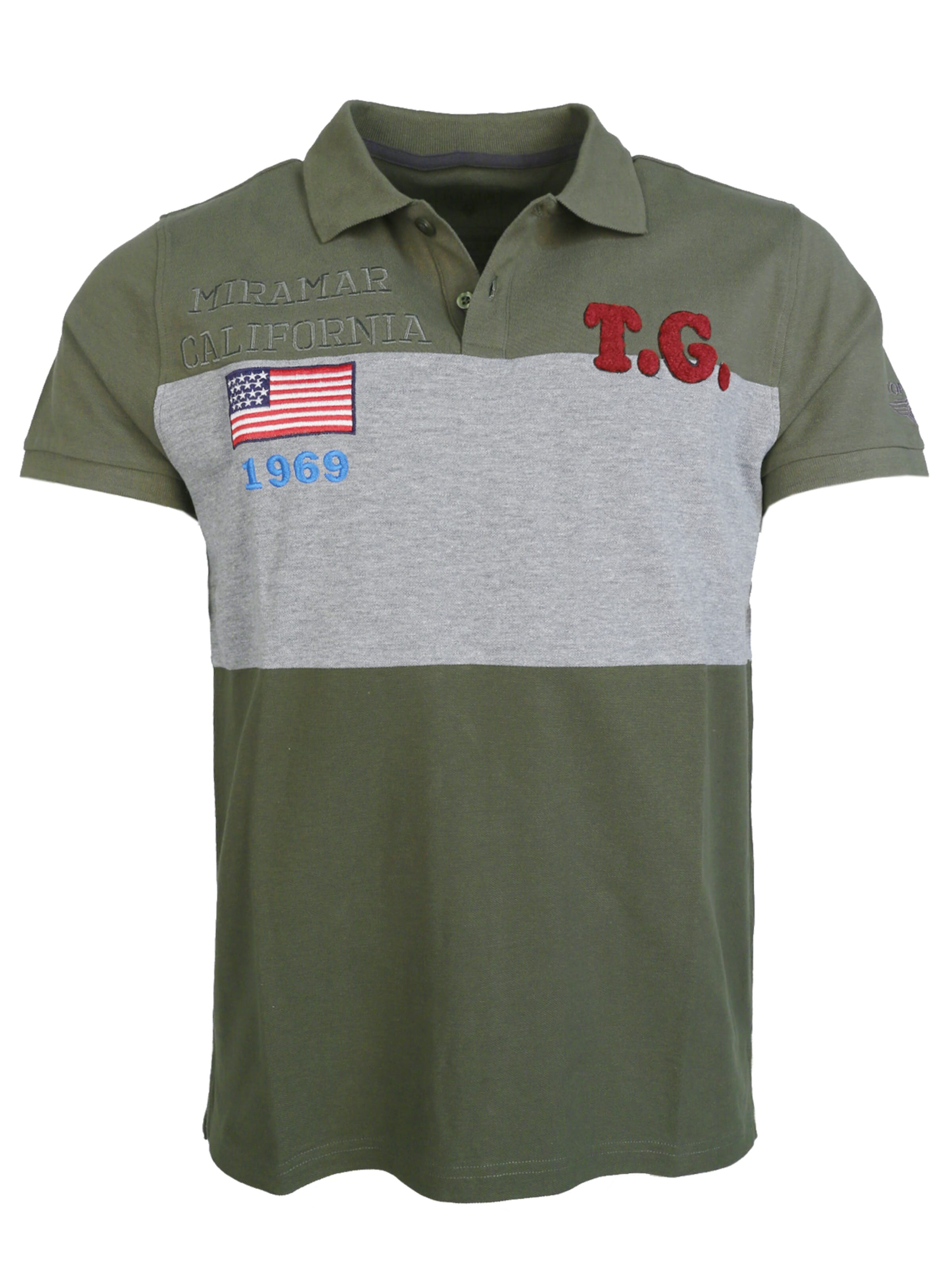 TOP GUN Shirt in Groen: voorkant