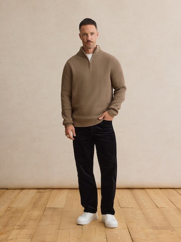Pull-over 'Leart' DAN FOX APPAREL en beige