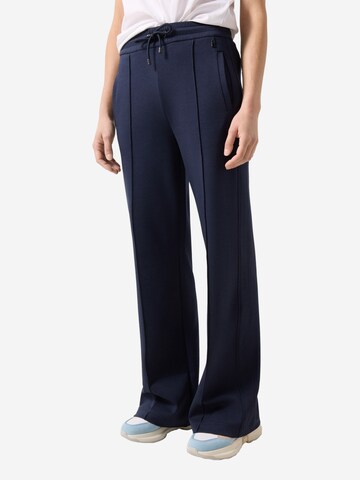 BOGNER Loose fit Pleat-Front Pants 'Cassie' in Blue: front