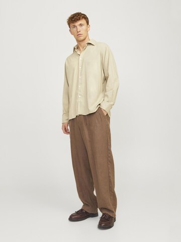 JACK & JONES Comfort Fit Skjorte i beige