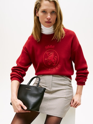 TOMMY HILFIGER Käsilaukku värissä musta