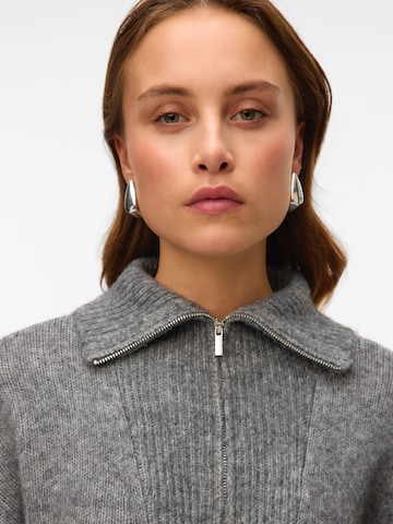 VERO MODA Sweater 'VMMIRLA' in Grey