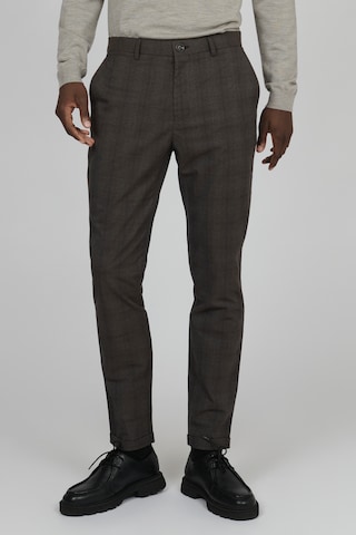 Matinique Regular Pants 'MAliam' in Brown: front