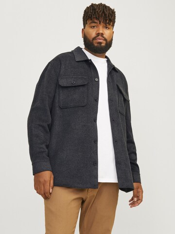 Jack & Jones Plus Comfort fit Overhemd 'JJEBradley Ollie' in Zwart: voorkant