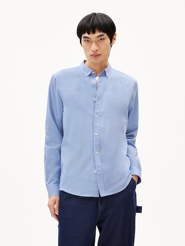 ARMEDANGELS Regular Fit Hemd QUAASA (GOTS) in Blau: Vorderseite