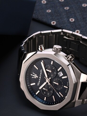 Montre à affichage analogique Maserati en argent