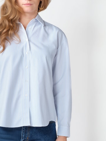 Klitmøller Collective Shirt ' Isolde ' in White: front