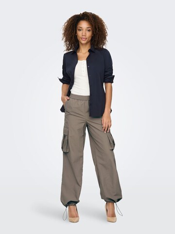 JDY Wide Leg Cargohose in Braun