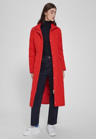 Uta Raasch Winter Coat in Red: front