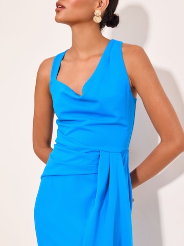 Robe de cocktail Lipsy en bleu