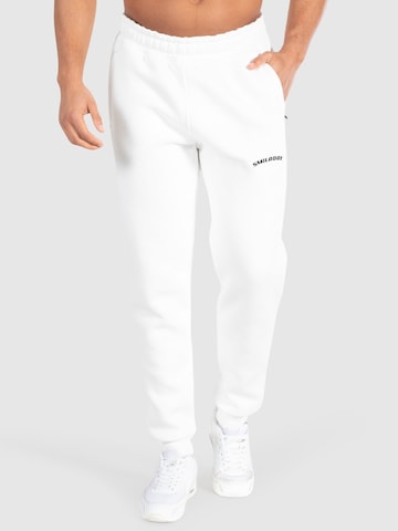 Effilé Pantalon 'Lenny' Smilodox en blanc : devant