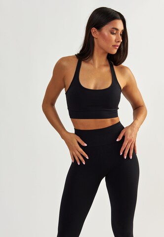BeShaped Bralette Sports bra 'Sportschool koningin' in Black: front