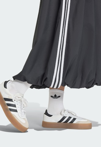 ADIDAS ORIGINALS Rock in Schwarz
