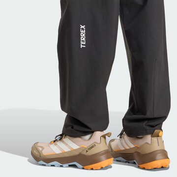 ADIDAS TERREX - Tapered Pantalón de montaña 'Xploric' en negro