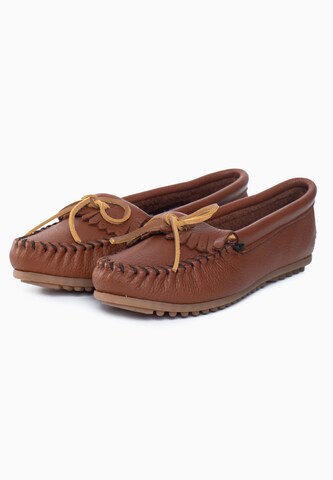 Mocassin 'Deerskin Kilty' Minnetonka en marron