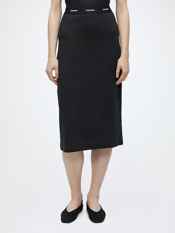 Calvin Klein Jeans - Falda en negro: frente