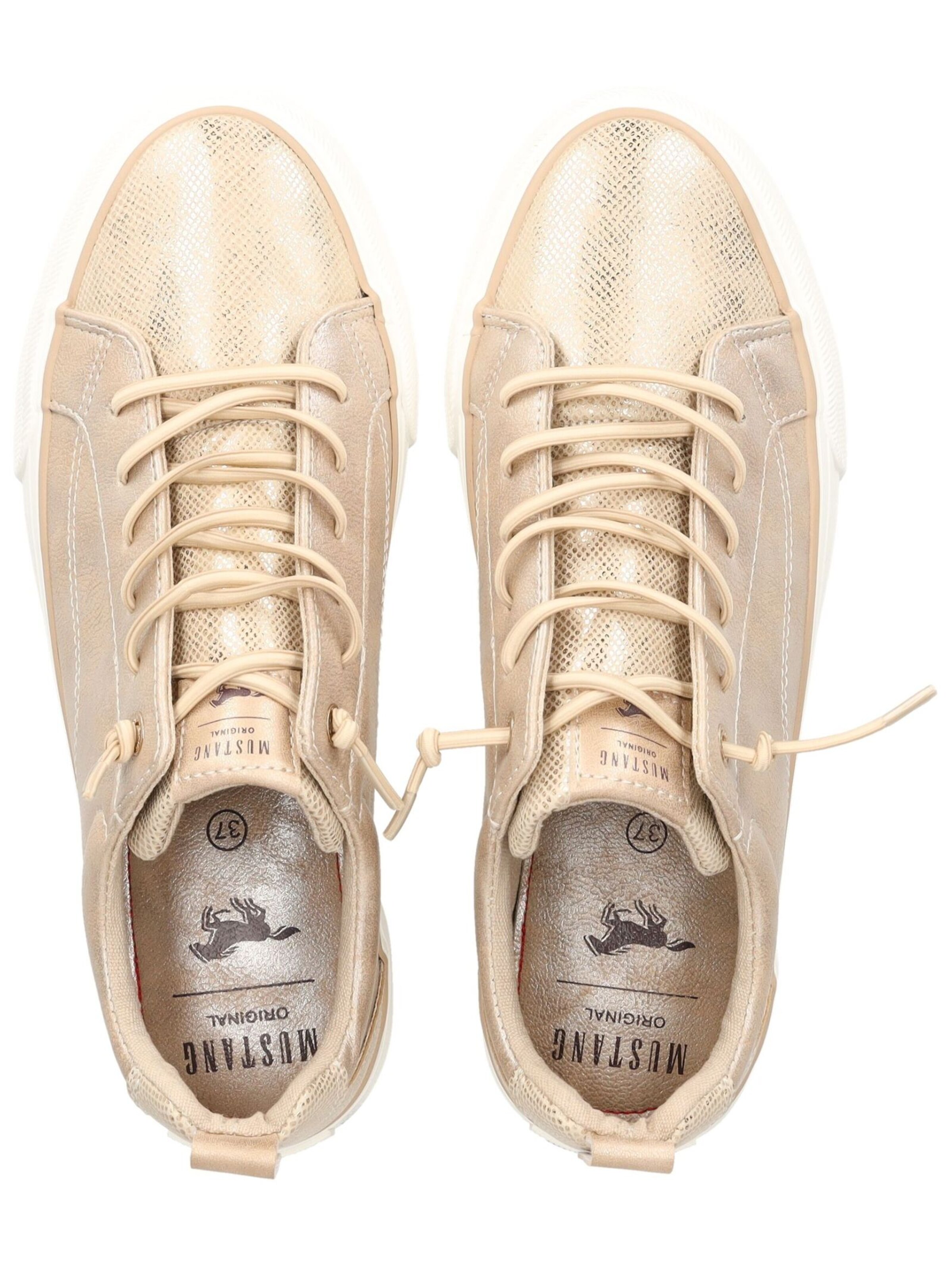 Baskets basses MUSTANG en beige