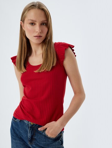 Koton Top in Red