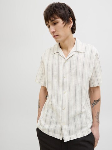 Coupe regular Chemise JACK & JONES en blanc
