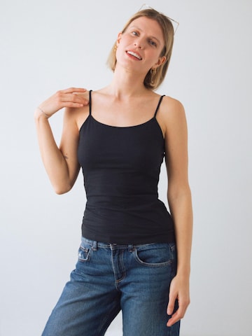 Honest Basics Top in Zwart
