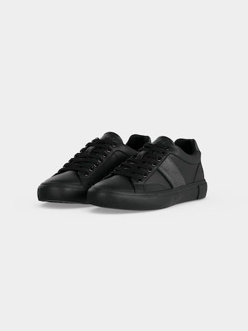 GUESS - Zapatillas deportivas bajas 'Cribe' en negro