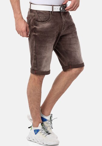 CIPO & BAXX Regular Shorts in Braun