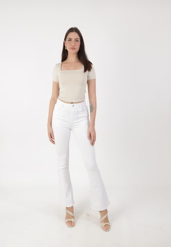 Elara Slim fit Trousers in White