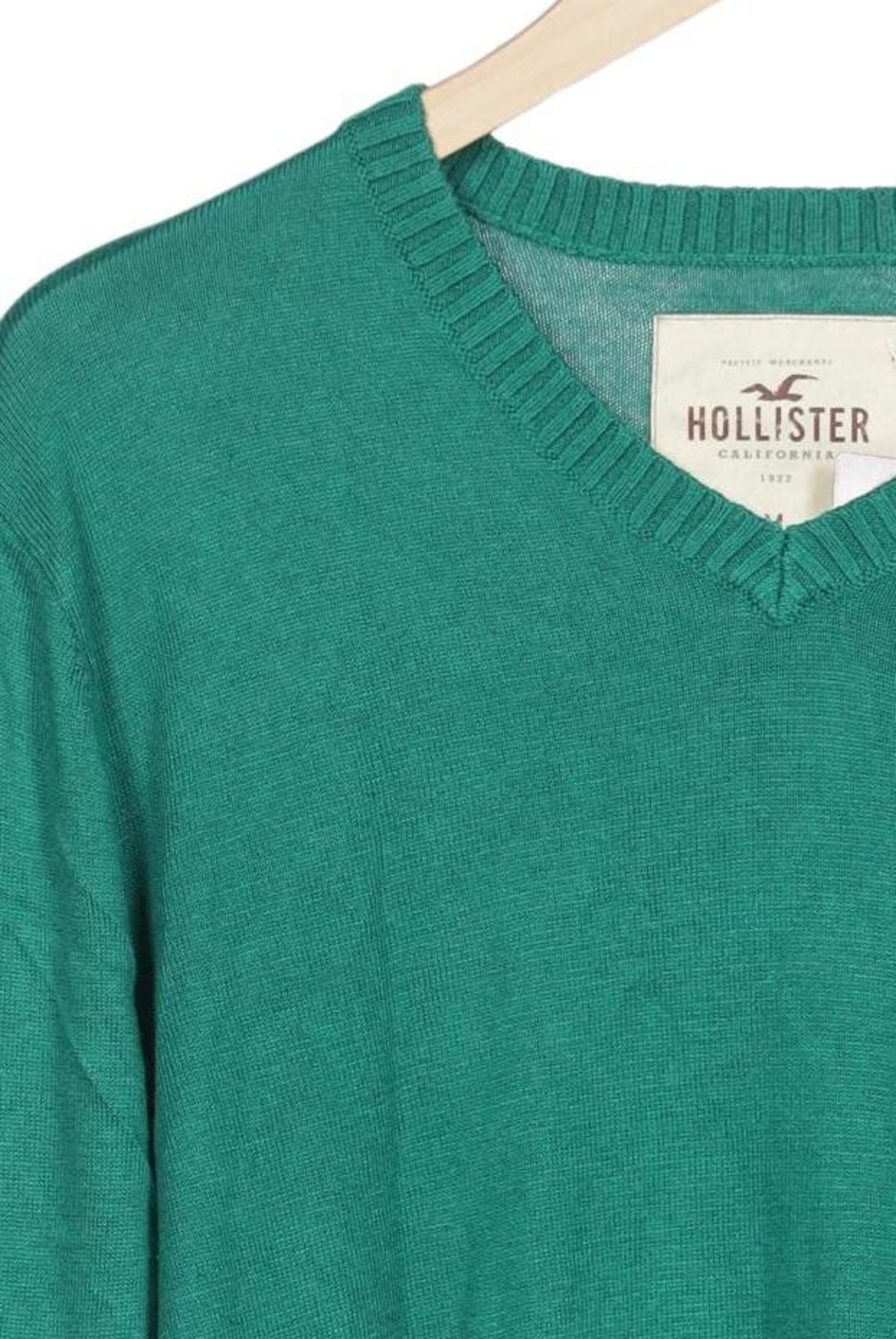 HOLLISTER Sweater & Cardigan in M in Green