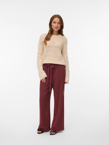Wide Leg Pantalon à pince 'VMJadina' VERO MODA en rouge