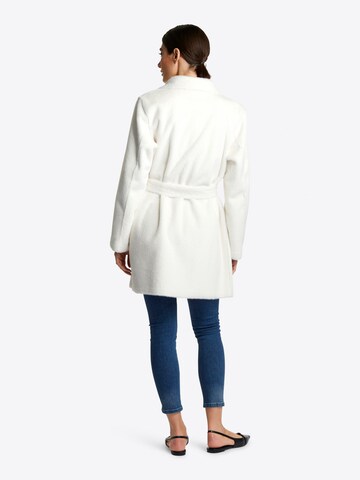 Rich & Royal Between-Seasons Coat in White