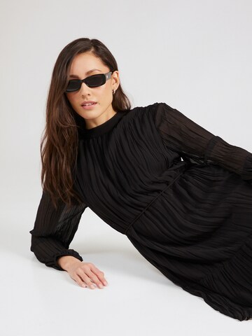 Robe s.Oliver BLACK LABEL en noir