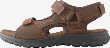 Next Patikointisandaalit värissä ruskea: etupuoli