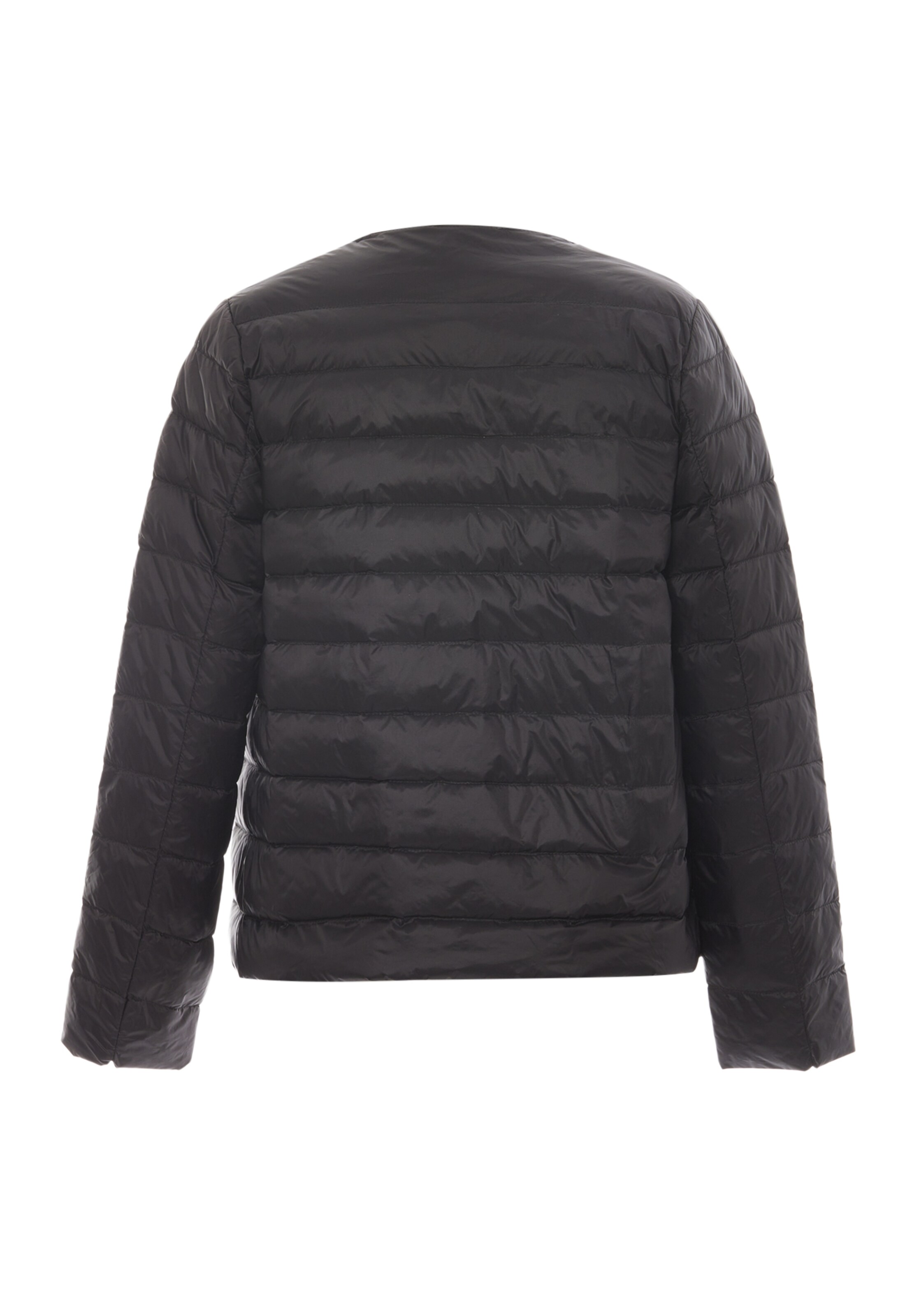 Usha Tussenjas in Zwart