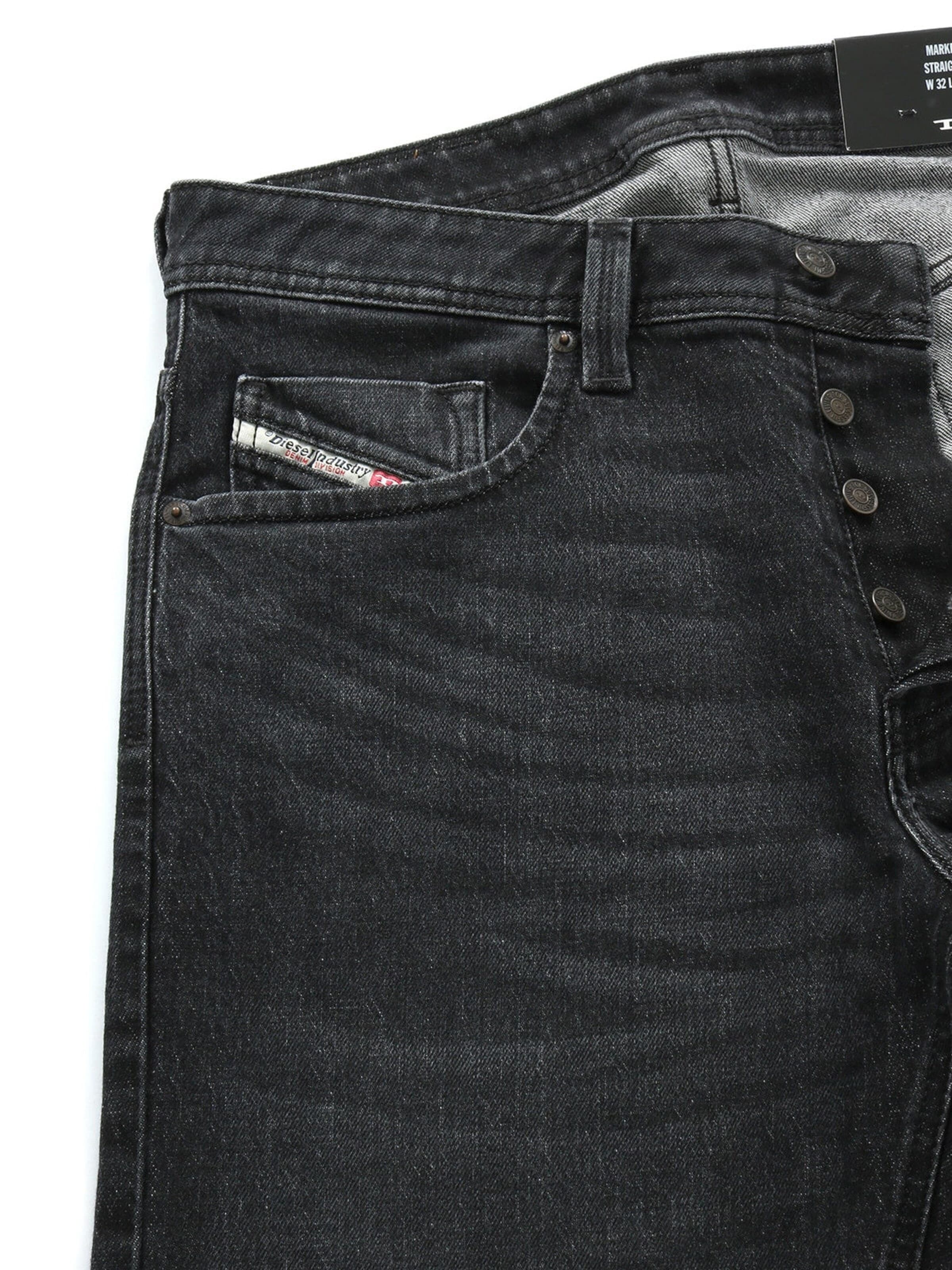 regular Jeans 'MARKEE R9H20' di DIESEL in nero