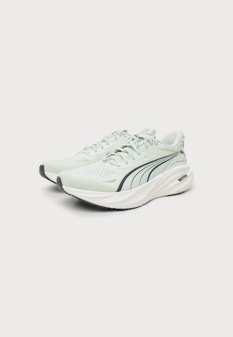 PUMA Обувь для бега 'Magnify Nitro 3' в Белый