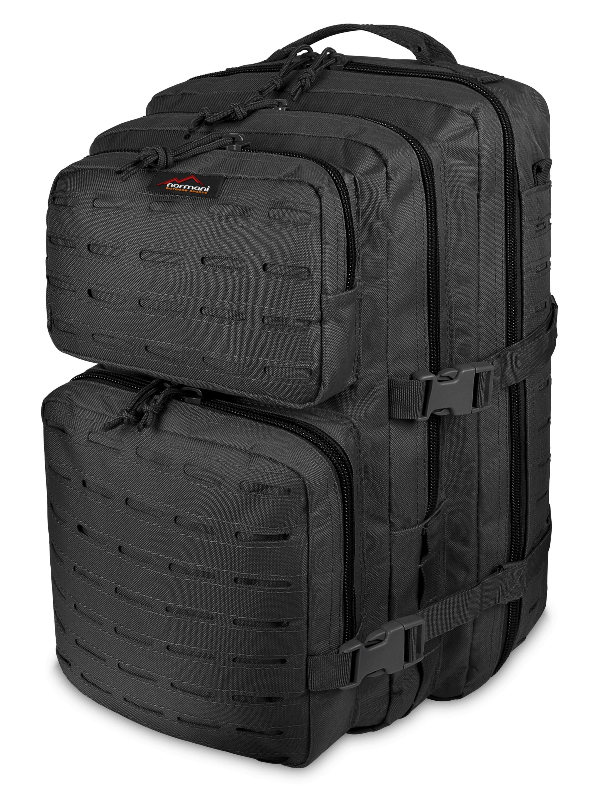 normani Backpack in Black: front