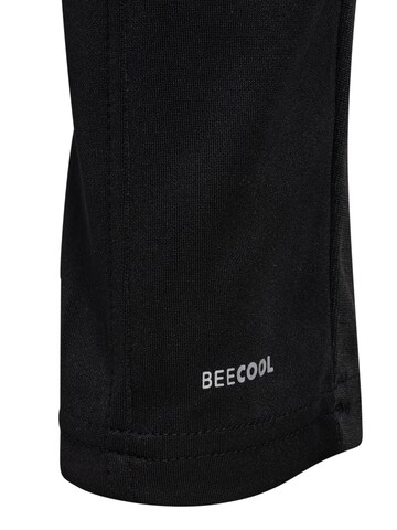 Hummel Slimfit Sporthose 'Core XK' in Schwarz