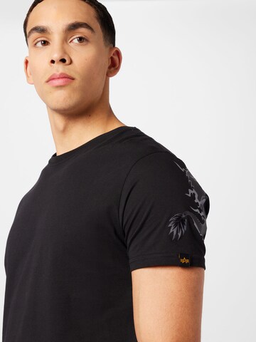 Maglietta 'Dragon' di ALPHA INDUSTRIES in nero
