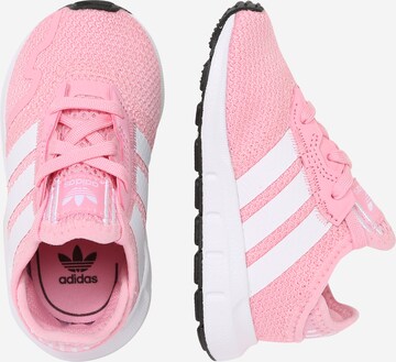 ADIDAS ORIGINALS Sneaker 'Swift Run X' in Pink