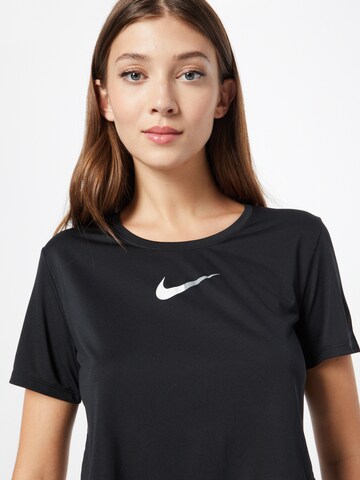 NIKE - Camiseta funcional en negro