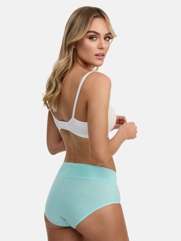 Tazzio Slip 'F920'‌ in Grün