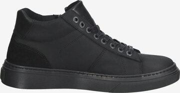 BULLBOXER Sneakers in Black