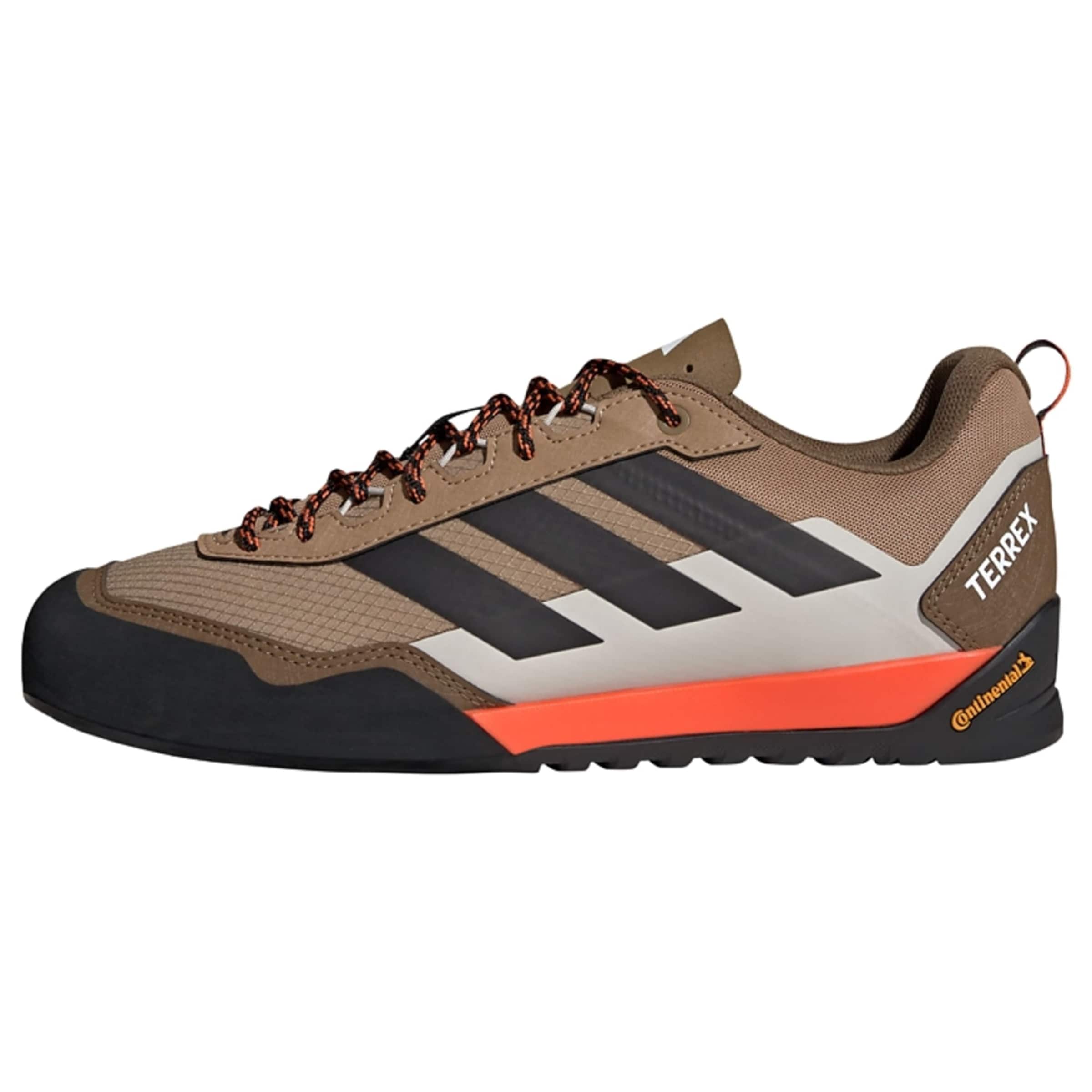 Chaussure basse 'Skychaser Solo 3' ADIDAS TERREX en marron : devant