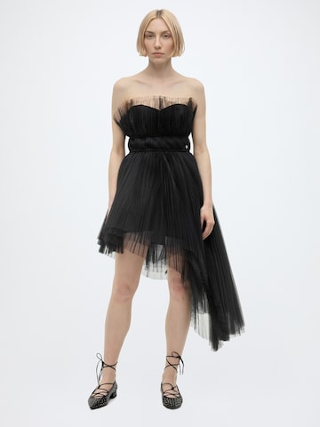 Abito da cocktail di Karl Lagerfeld in nero: frontale