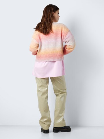 Noisy may Pullover in Pink